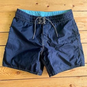 Men's Birdwell Shorts - Black / 32